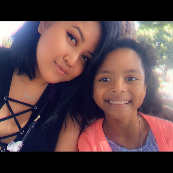 Meet your Posher, Angela - Picture 1 of 1